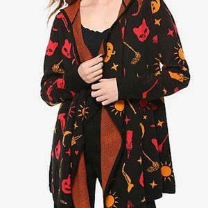 Her Universe Disney Hocus Pocus Sweater NWT